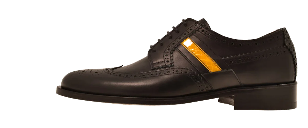 Black leather Oxford shoe